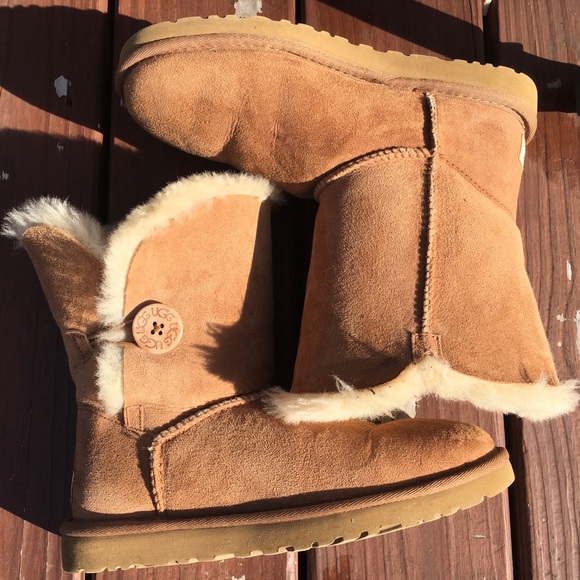 UGG Shoes - UGG Bailey Button Boot